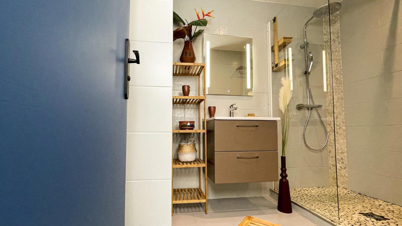 Homey Montaigne - New - A 1 Min A Pied Du Lac D'Annecy - 2 Balcons Prives - Appartement Avec 2 Chambres - Stationnement Gratuit Toute L'Annee Sauf En Ete - Juin A Aout Zewnętrze zdjęcie