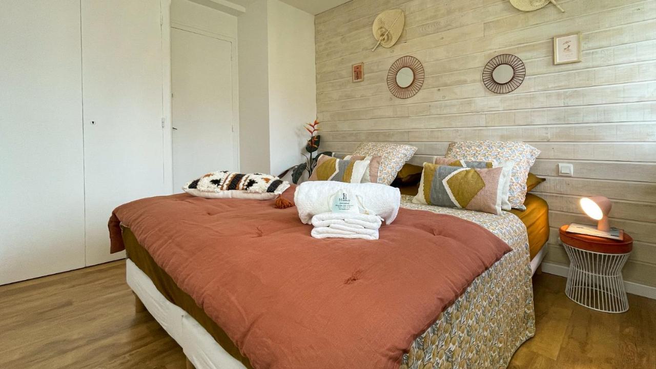 Homey Montaigne - New - A 1 Min A Pied Du Lac D'Annecy - 2 Balcons Prives - Appartement Avec 2 Chambres - Stationnement Gratuit Toute L'Annee Sauf En Ete - Juin A Aout Zewnętrze zdjęcie